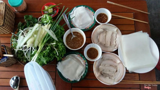 Bánh tráng cuốn thịt heo