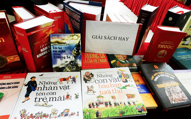 Hiệu Sách Ngoại Văn