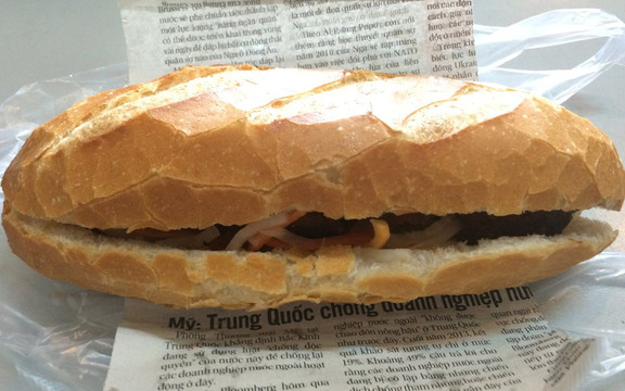 Bánh Mì Thịt Nướng