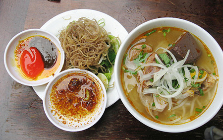 Bún Bò - Bún Mắm