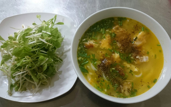 Bánh Canh Cá Lóc, Bún Mắm Nêm Huế & Bún Xương