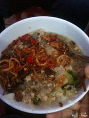 Chén bánh đúc hấp dẫn