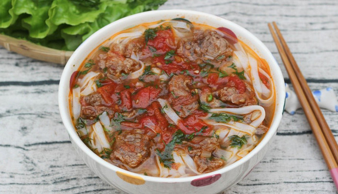 Giang Hợp - Bún, Phở & Sốt Vang