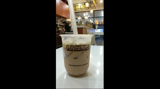 Royaltea - Lê Văn Việt