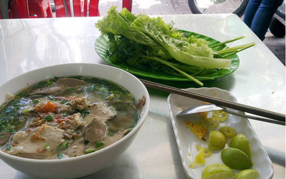 Quán 11 - Phở, Hủ Tiếu, Cơm Tấm