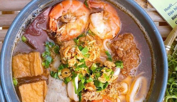 Bún Riêu 102 - Bún Riêu Cua & Bún Riêu Giò Ốc - Thích Quảng Đức