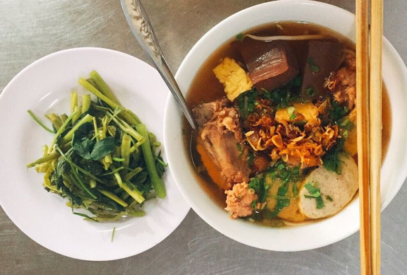 Quán Hồng - Bún Riêu, Hủ Tiếu & Bánh Canh