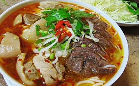 Bún Bò Dì Hồng 2 - Đống Đa