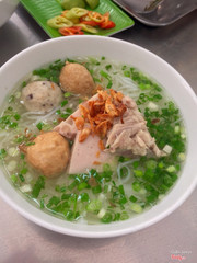 Tô sườn mọc