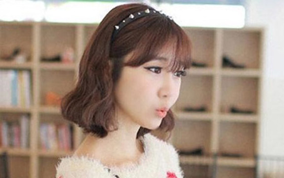 Tiệm Tóc Hà Phương - Lê Văn Hiến