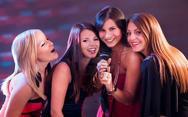 Anh Đào Karaoke 