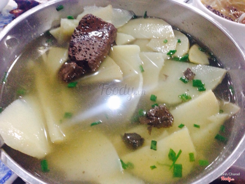 Canh măng tiết