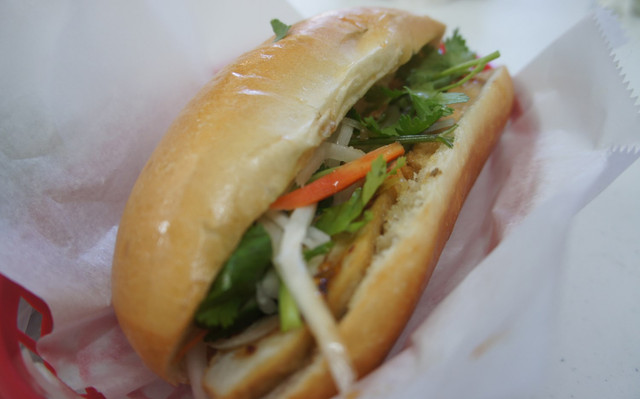 Bánh Mì A Đây Rồi!