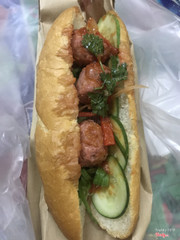 Bánh mì xíu mại 19k