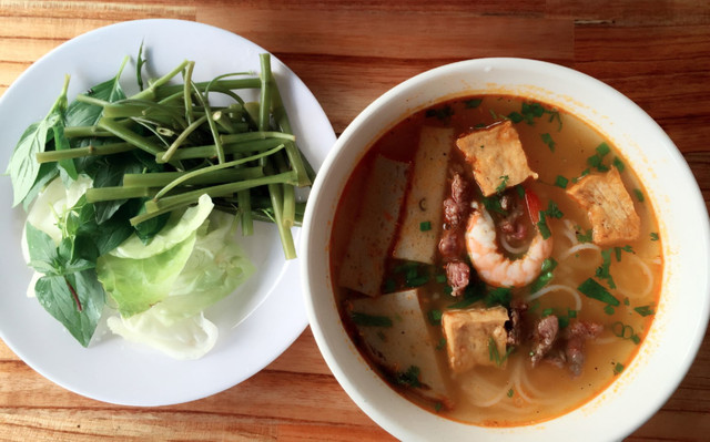 Bún Tôm & Bún Bề Bề