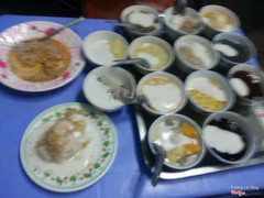 lâu lâu thì ta mới ăn 1 lần