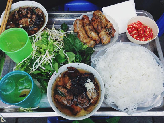 Phương Liên - Bún Chả & Miến Ngan