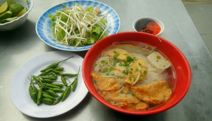 Huệ - Hủ Tiếu & Bún Cá Quy Nhơn