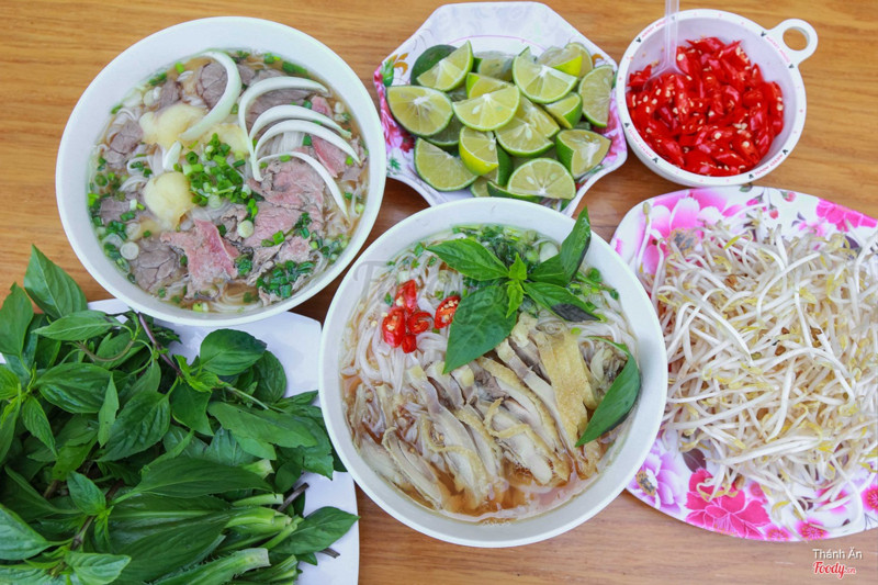 Phở gà + bò