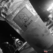 Này là sữa chua đá rim gì gì đó vị trà xanh :))) uống siêu ngon luôn, uống thử 1 lần bị ghiền ah. Xin góp chút ý là nếu sữa chua làm chua 1 tí, ngọt 1 tí nữa sẽ ngon hơn nhìu, phần sữa chua hơi lạt nên nếu không uống liền sẽ lạt nữa. Chốt lại là nước ngon và rẻ, chúc quán luôn bán đắt :>