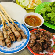 Nem lụi + Thịt nướng nhỏ