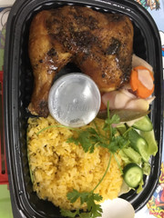 Phần cơm ngày đầu ăn khó quên vì ngon