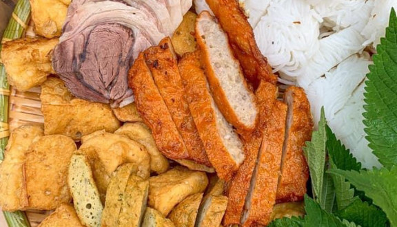 Bún Đậu Mẹt Chị Tú