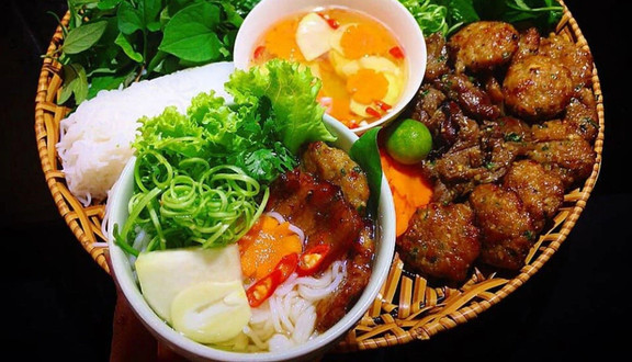 Bún Chả Phố Cổ - Nguyễn Văn Tuyết