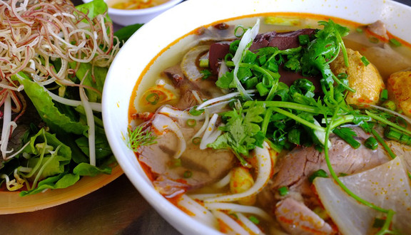 Bún Bò Huế - Anh Hai Lúa - Vũ Hữu