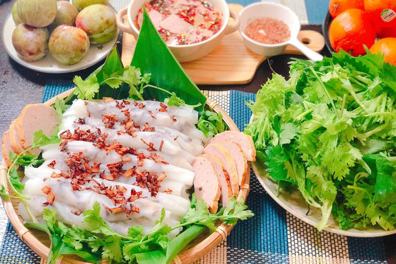 Đào  - Bánh Cuốn & Trà Bí Đao - Quang Vinh