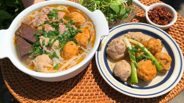 Cố Đô Quán - Bún Bò Huế Chính Gốc - Phạm Văn Diêu