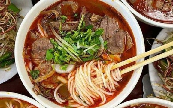 Bún Bò Huế Bến Ngự - Thái Hà