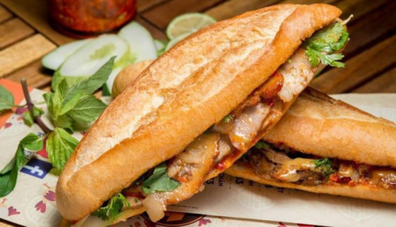 Tiệm Bánh Mì - Phù Nghĩa