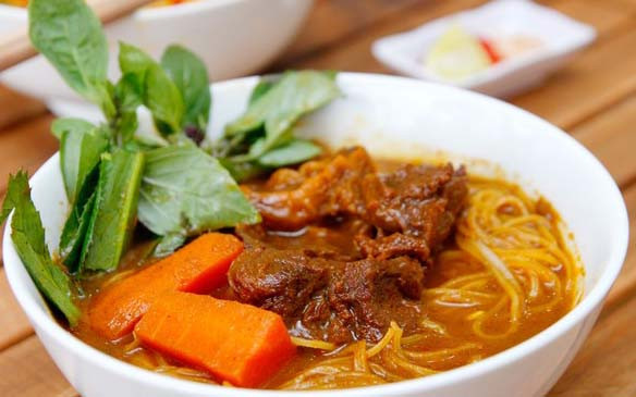 Hủ Tiếu Bò Kho - Lê Văn Lương