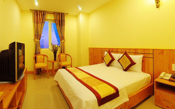 Monaco Hotel - Dương Đình Nghệ