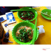 Miến trộn và mì trộn