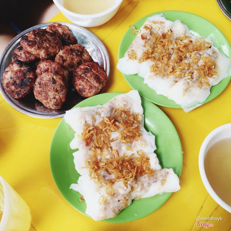 bánh cuốn tôm thịt chả