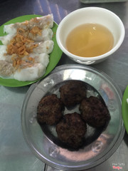 Bánh cuốn tôm & chả băm nướng