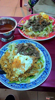 Ăn lâu rồi , quán hơi khó tìm , nhưng đc cái quán làm mì rất ngon vừa miệng , thịt bò thì mềm , nói chung là ổn , đáng để đến ăn vào những chìu ko biết ăn ji