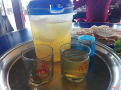 Bình trà đá free