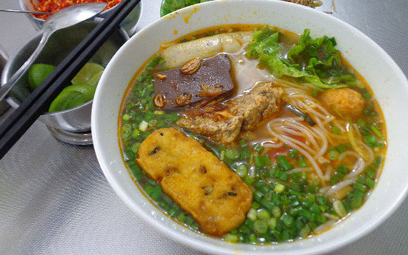 Bún Riêu Buôn Mê Thuộc - Đông Hồ