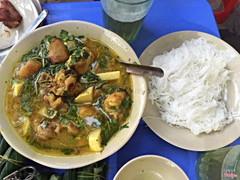 Giả cầy măng tươi. Món đặc sắc nhất của quán