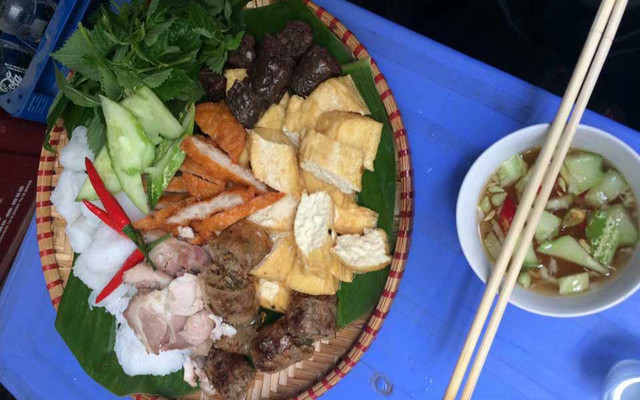 Bún Chả, Bún Đậu & Bia Hơi Hà Nội