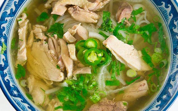 Phở Hòa - Bún Phở Gà, Bò, Xíu Mọc