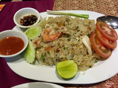 cơm chiên hải sản