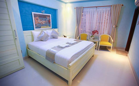 Bảo Tiên Hotel