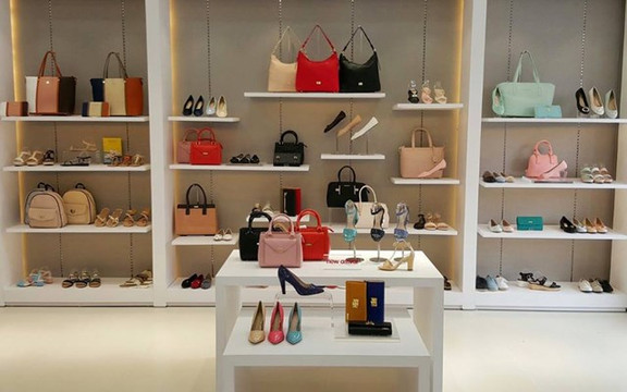 Vascara - Lê Văn Việt