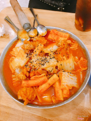 Tokbokki gà xào cay