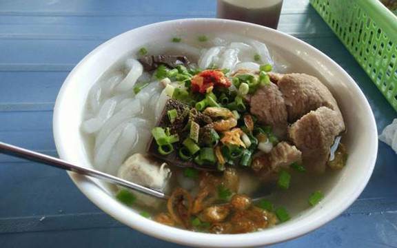 Bánh Canh Bình Dân - Nguyễn Huy Tự