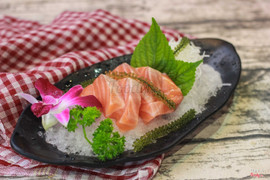 Sashimi cá hồi